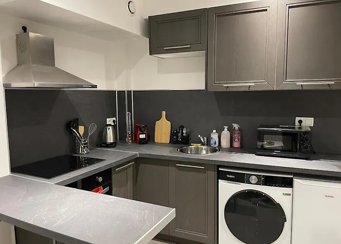 Au Bout Du Quai Apartment